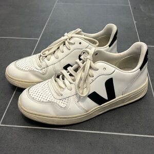 Veja V-10 Black and White Sneakers